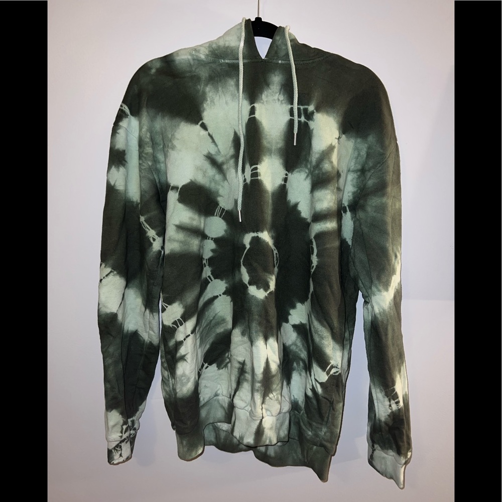 Pretty Little Thing- tie dye oversized sweatshirt